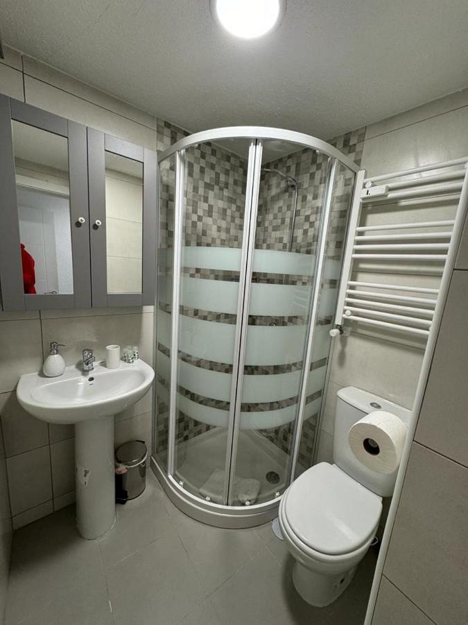 Piso Nuevo Centro Doctor Casal Apartment Oviedo Bagian luar foto