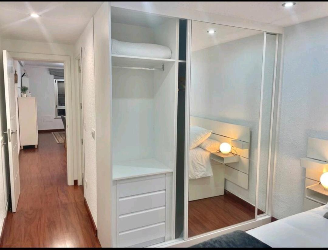 Piso Nuevo Centro Doctor Casal Apartment Oviedo Bagian luar foto